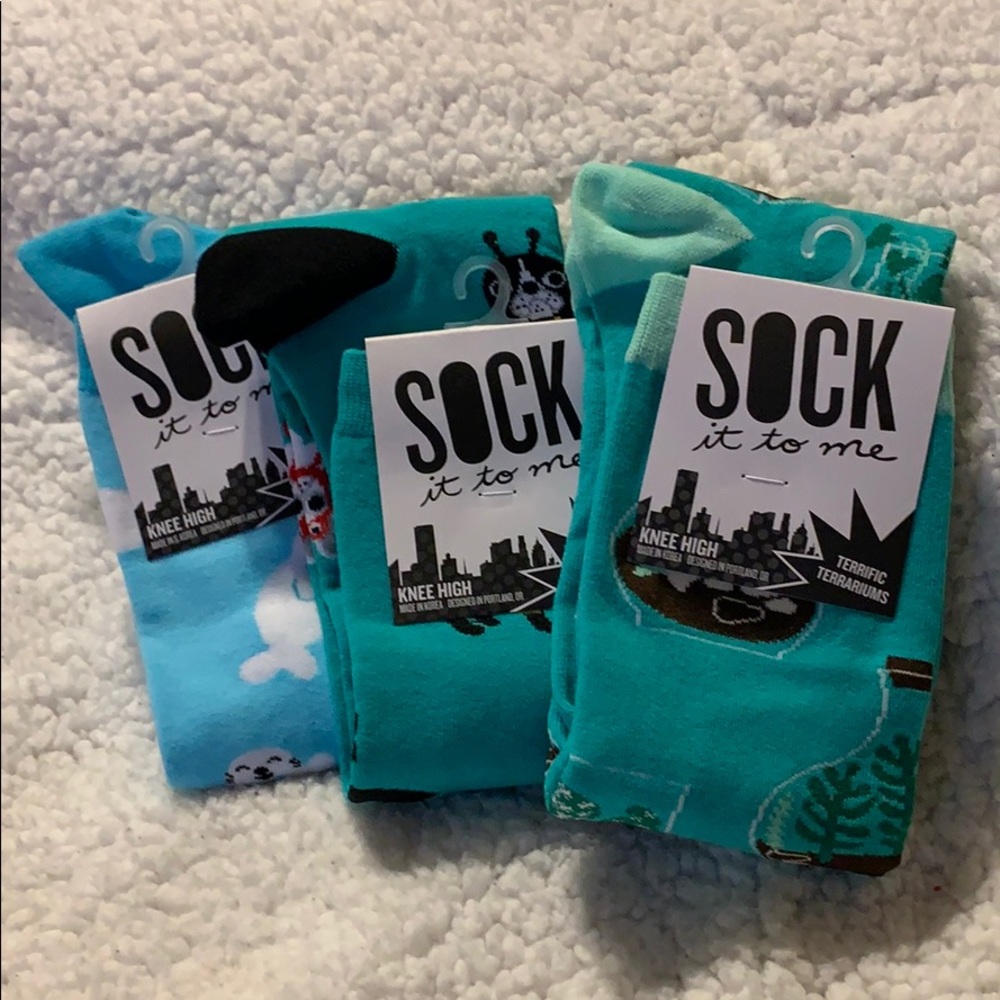 BNWT Three-Pack Knee High Socks
